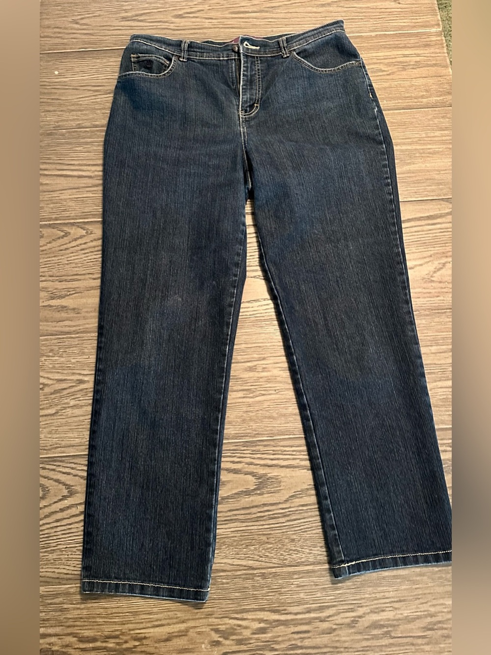 Gloria Vanderbilt Dark Blue Straight-Leg Jeans